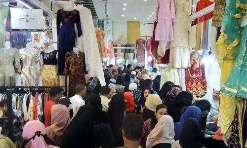 Shopping fests set to spice up nightlife during Ramzan in city
