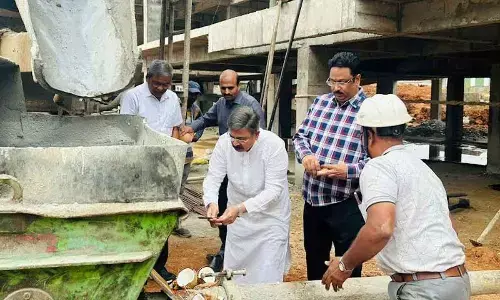 Pydah Krishna donates 10L to Sneha Sandhya Foundation