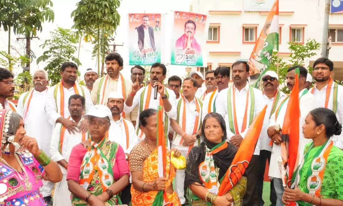 Congress conducts Haath Se… drive