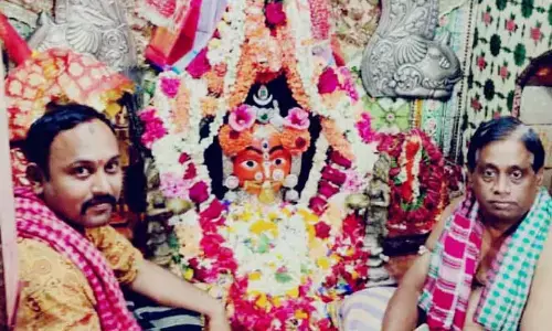 Buddhi Thakurani Yatra in Berhampur from April 4 to May 1