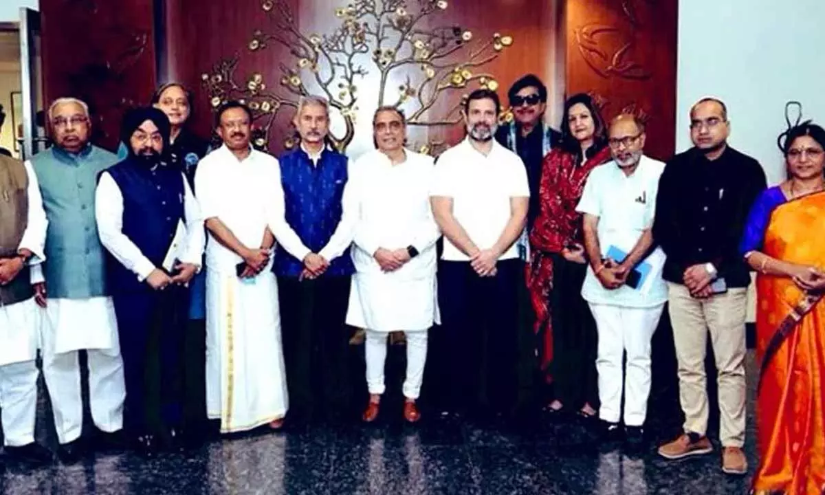 Dispute Between BJP MPs And Rahul Gandhi Took Place During Parliament Panel Meet