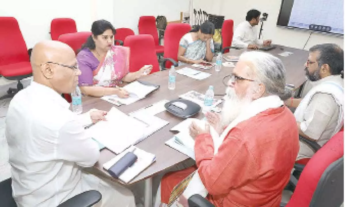 Develop Vedic varsitys manuscript project as iconic in country: TTD EO