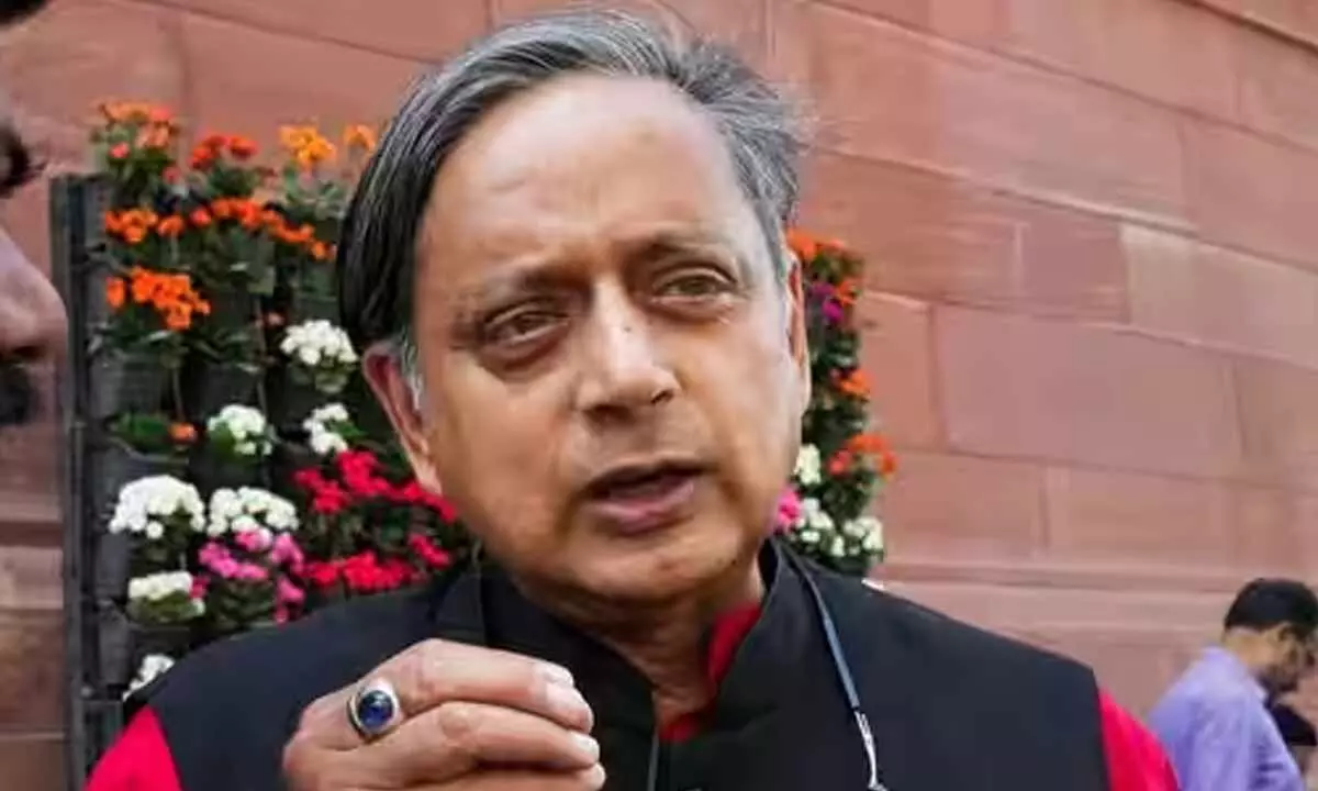 Shashi Tharoor Criticises DUs Response For Suspending Scholar For Participation In Showing The BBC Documentary