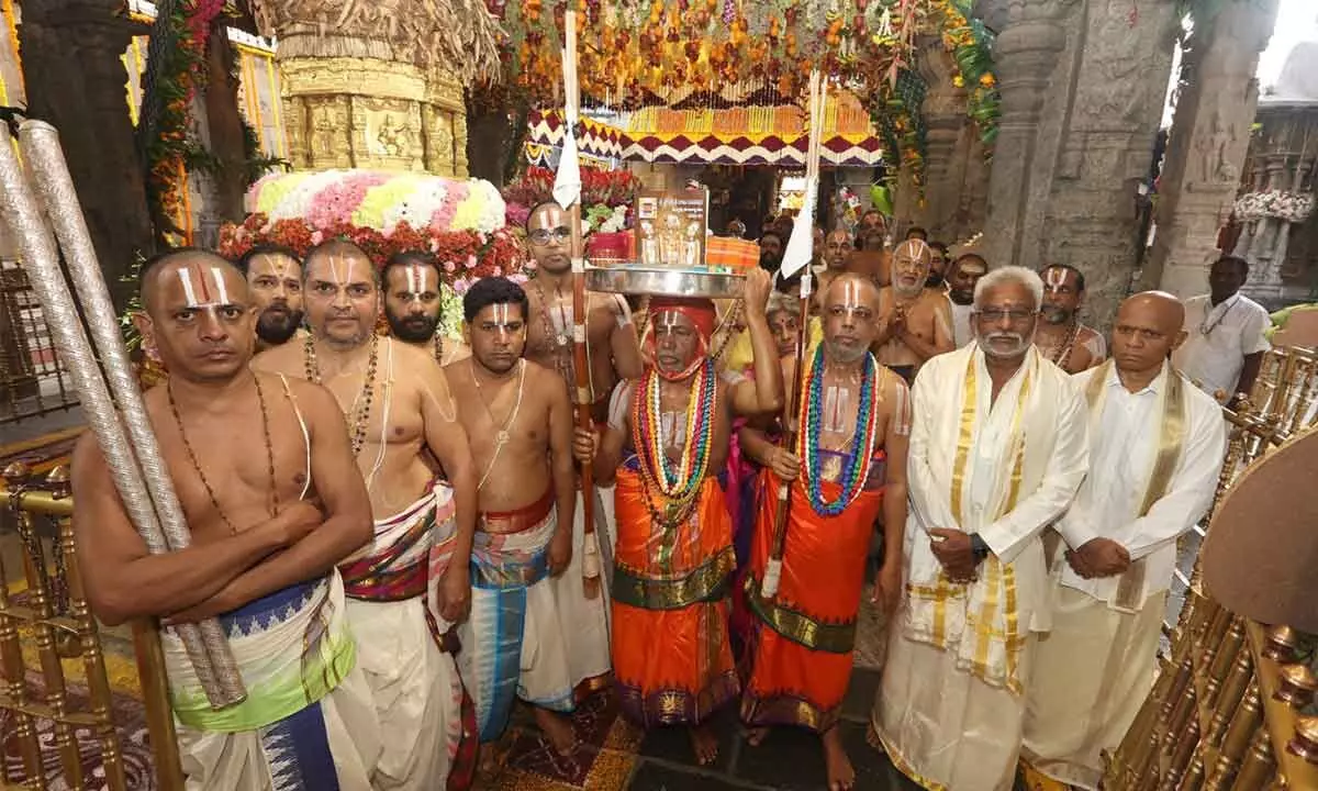Ugadi celebrations a visual treat for devotees