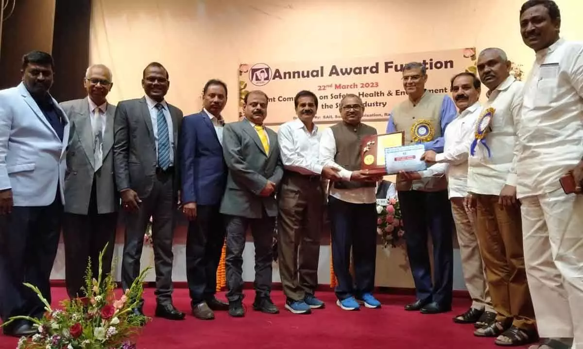 RINL receives JCSSI Ispat Suraksha Puraskar Award