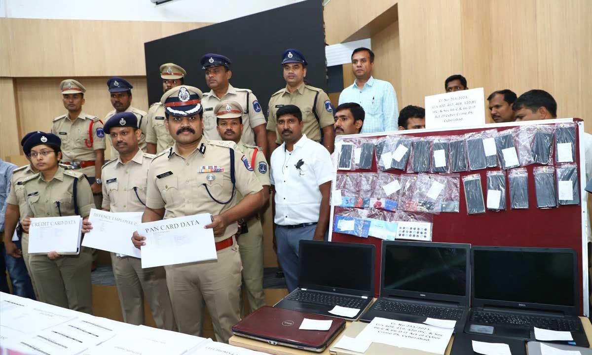 Hyderabad: Cyberabad cops bust data stealing gang