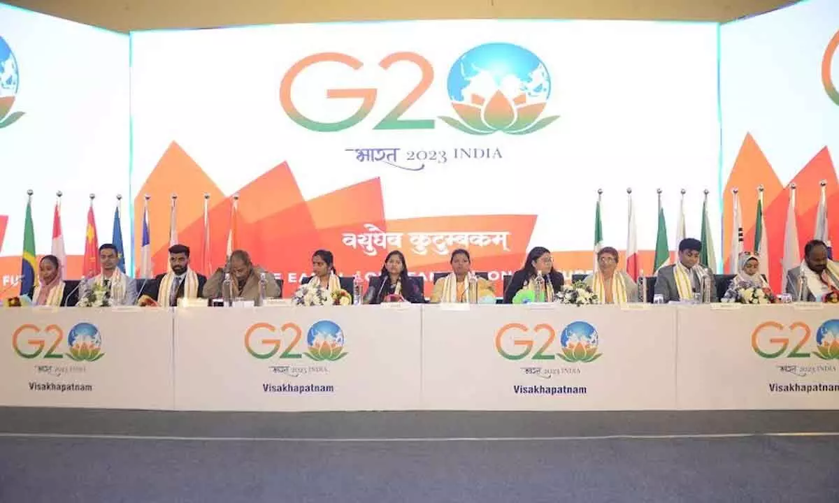 Mock G20 Conclave witnesses good response
