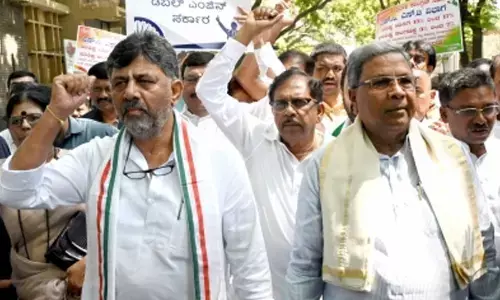 Karnataka polls: Siddaramaiah to contest from Varuna, D.K Sivakumar from Kanakpura