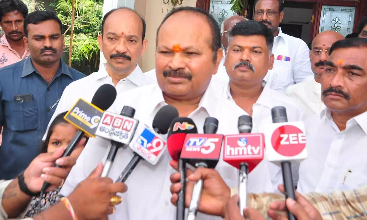 Former Minister and TDP leader Kanna Lakshminarayana addressing the media along with party leaders at his residence in Guntur on Sunday