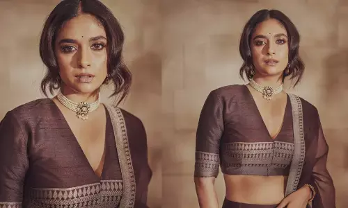 Keerthy Suresh stuns in Dasara movie promotions