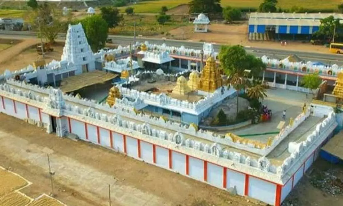 A view of Ellanthakunta Sri Sitaramachandraswamy Devasthanam famous shrine in Karimnagar district