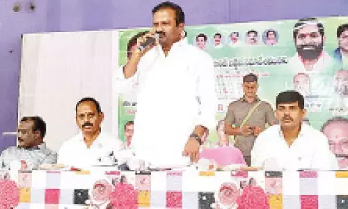 Staff lauded for Bhootpur municipality bagging best municipality award