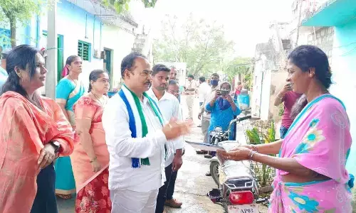 MLA A Srinivasulu  and Municipal  Commissioner  J Aruna taking part in Gadapa Gadapaku Mana Prabhutvam programme at  27th division in  Chittoor on Sunday