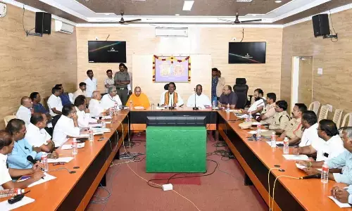 Temple Executive Officer S Lavanna addressing a review meeting on Kumbotsavam to be organised on April 11, in Srisailam on Sunday
