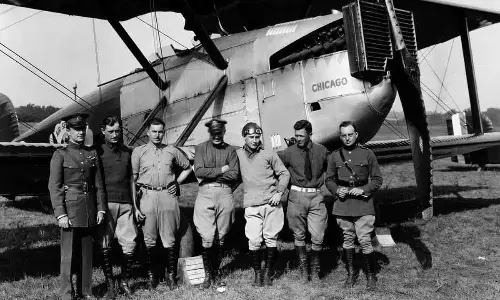 First aerial circumnavigation