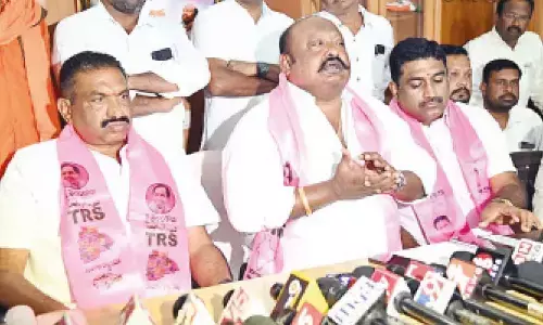 Bandi tried to malign govt with paper leaks: Gangula