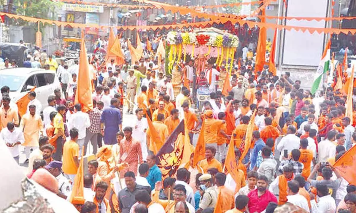 Hyderabad: City soaks in saffron as denzens celebrate Hanuman ...