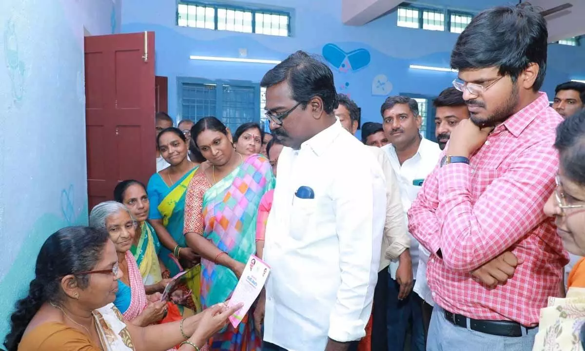 Minister for Transport Puvvada Ajay Kumar interacting with women at a KantiVelugu camp in Khammam on Thursday.