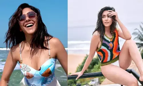 Mrunal Thakur Raising Temperature in Hor Summer