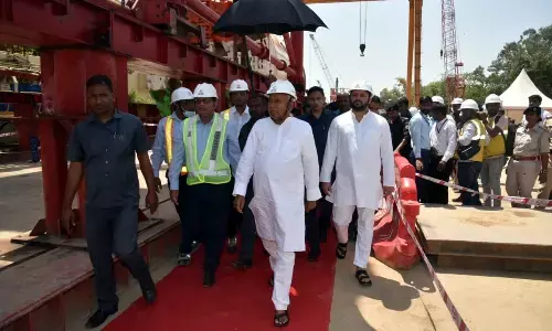 Nitish, Tejashwi inspect Patna Metro work