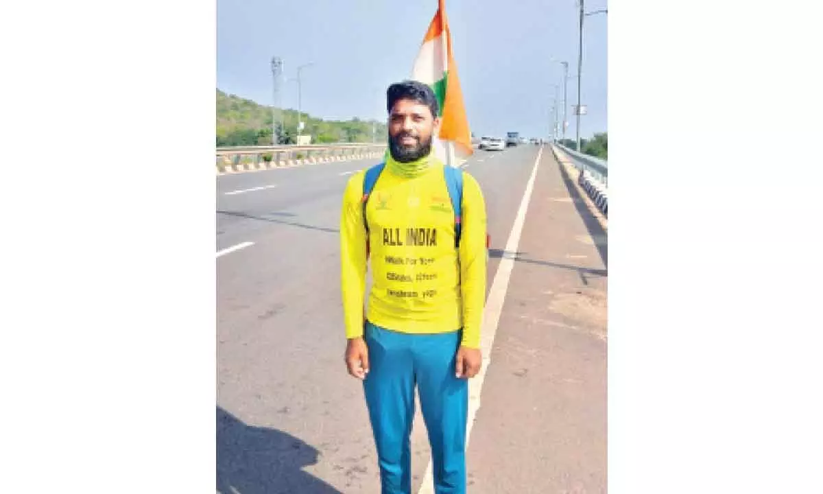 Mysore youth reaches Jajpur after walking through six States