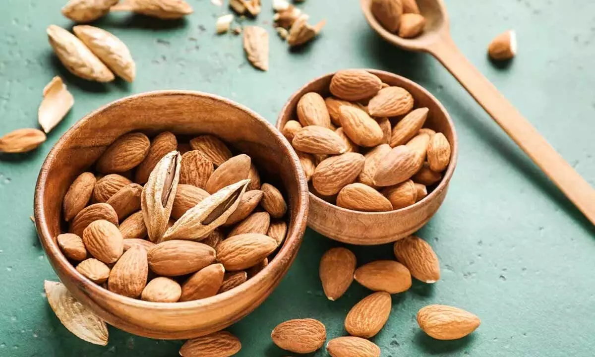 Improve your diet with goodness of almonds!