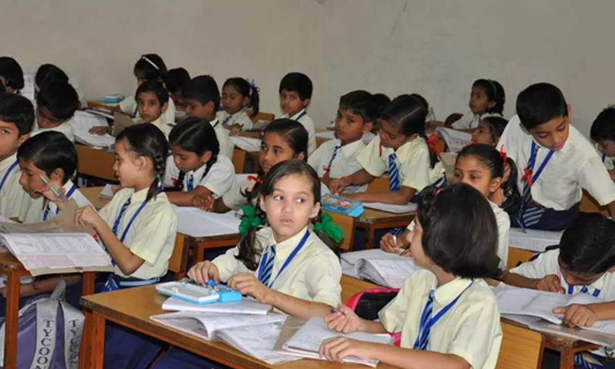 10 UP districts to get Sanskrit medium schools