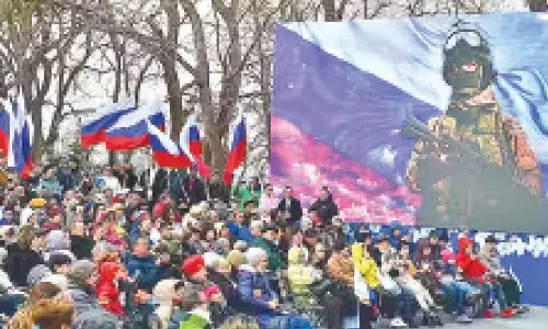 Ukraine war: Tensions keep rising in Crimea