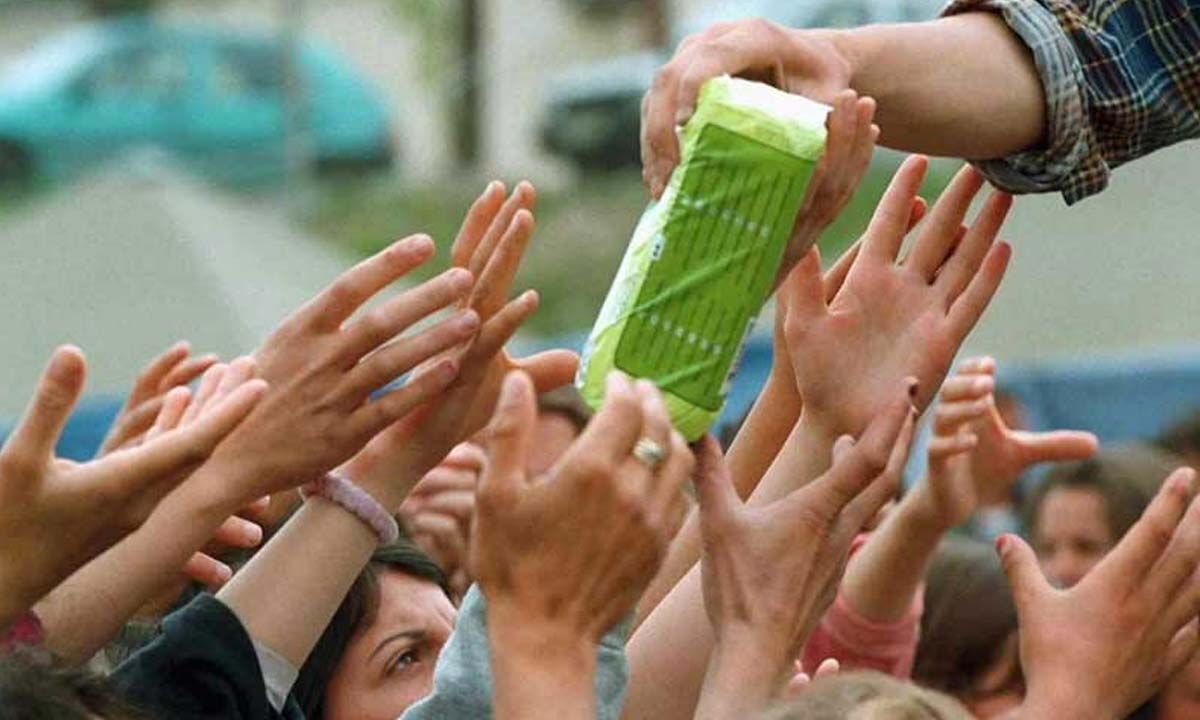 Supreme Court Orders Free Sanitary Pads For Class 6 To 12 Girls supreme-court-orders-free-sanitary-pads-for-class-6-to-12-girls