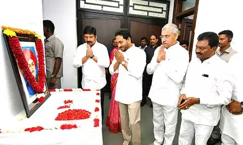 YS Jagan pays tribute to Jyotiba Phule on his birth anniversary