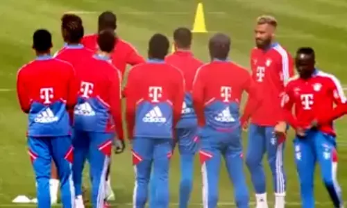 Sadio Mane suspended by Bayern Munich for punching teammate Leroy Sane