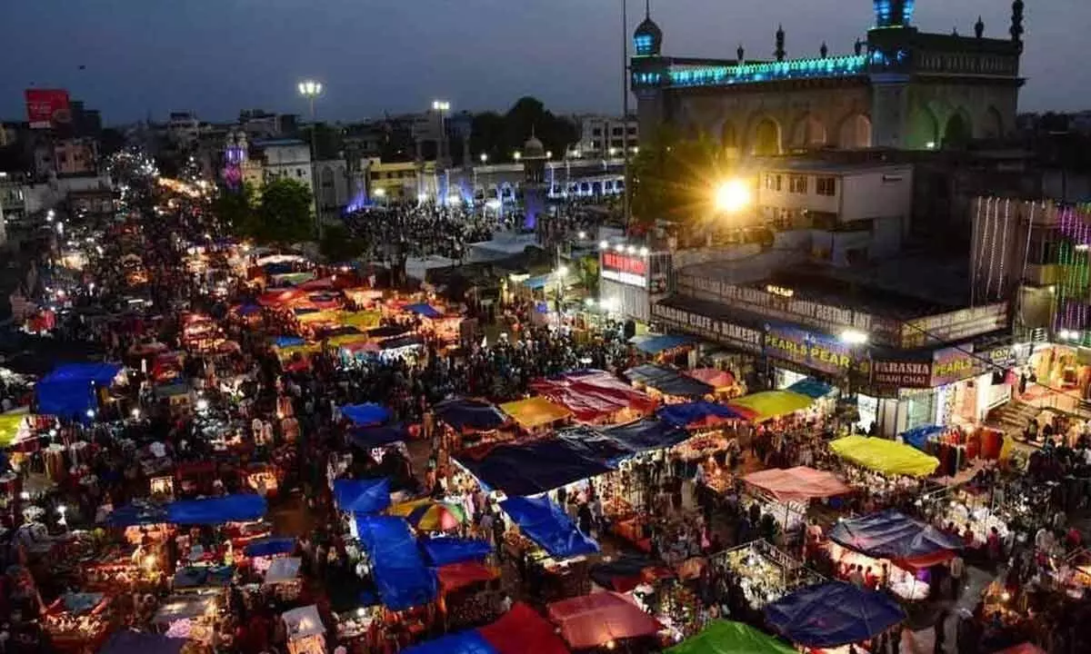 Markets buzzing with shoppers as city gets ready to soak in Eid spirit