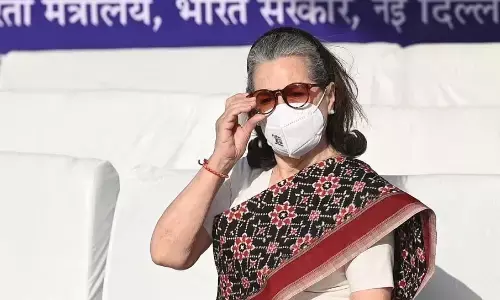 Real anti-nationals dividing Indians: Sonia Gandhi
