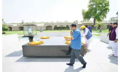 Delhi Chief Minister Arvind Kejriwal quizzed for nine hours by CBI