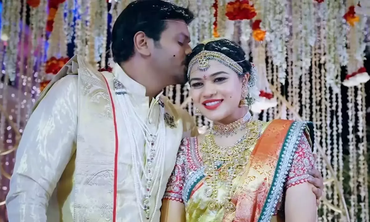 Manoj and Mounica’s wedding song “Yem Manaso…” is all melodious and lovely!