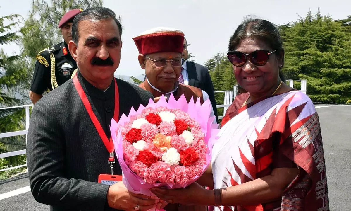 President graces opening of Tulip Garden at Rashtrapati Niwas in Mashobra