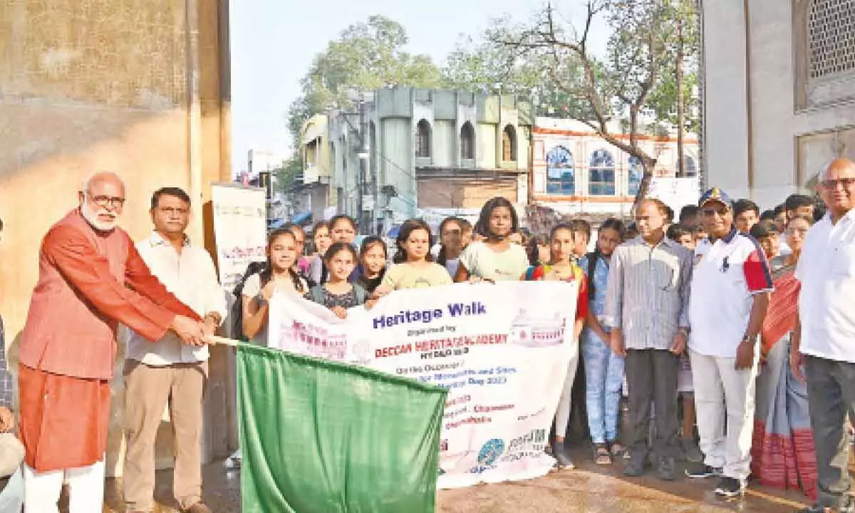 Heritage lovers walk down the memory lane in Hyderabad