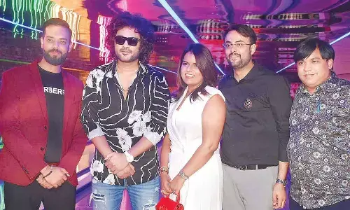 Siddu Jonnalagadda, Anam Mirza launches ‘Hall of Game’ at Kompally Siddu Jonnalagadda, Anam Mirza launches ‘Hall of Game’ at Kompally