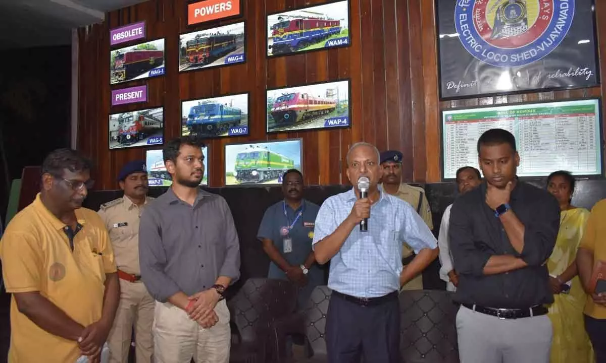 Vijayawada: Divisional Railway Manager flags off 100th electric locomotive