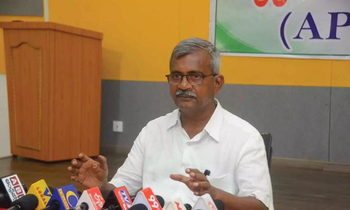 Vijayawada: APUCF decries unjust property tax, penalties