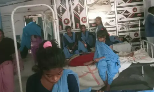 Lizard Discovered In The Breakfast Of Female Students In The Hospital In Bihar