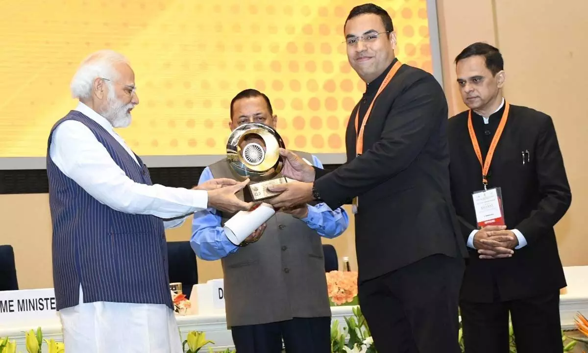 Unique public initiatives in Latur-Solapur districts bag PMs National Awards