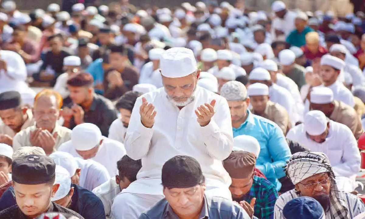 Hyderabad: Eid celebrated with religious zeal and fervour