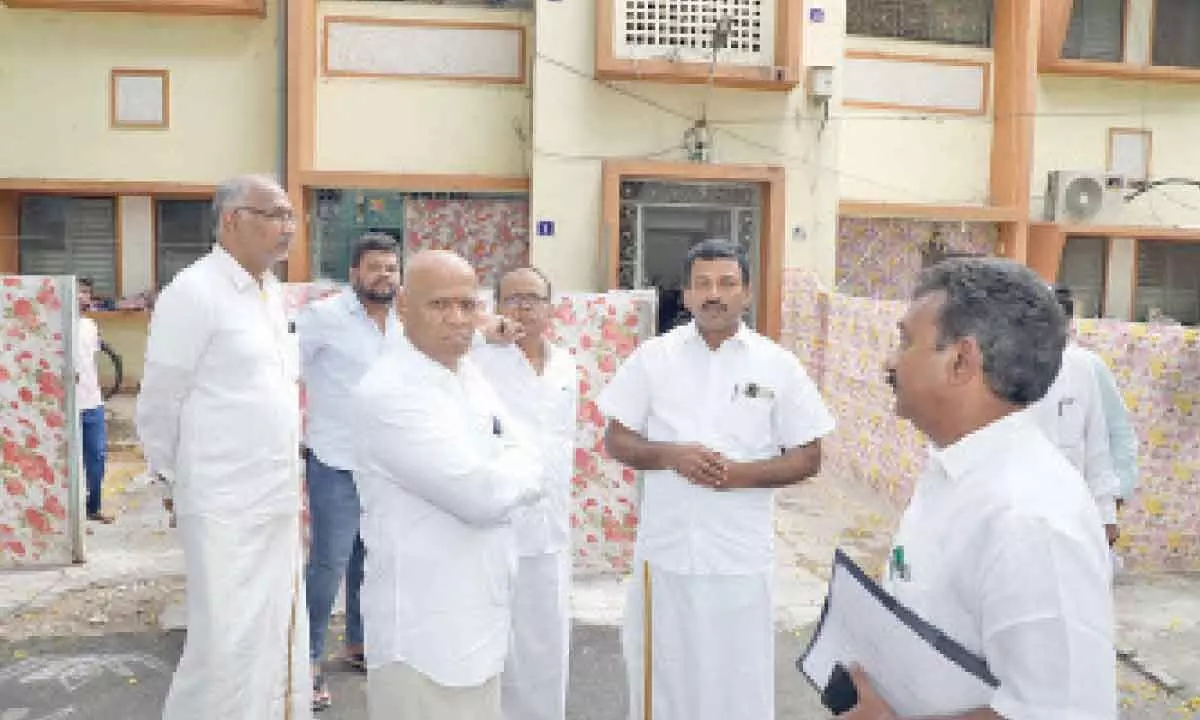 Tirupati: Renovate employees quarters says TTD EO A V Dharma Reddy to staff