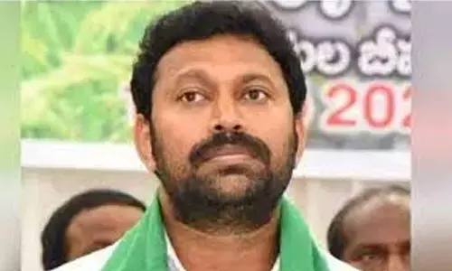 ATROCIOUS & UNACCEPTABLE: SC stays Telangana HC order in Viveka murder case