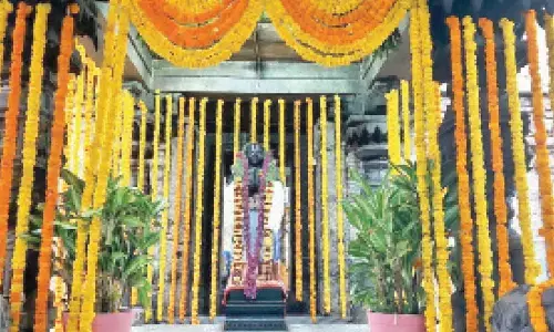 Visakhapatnam: Simhachalam gears up for Nijaroopa darshan