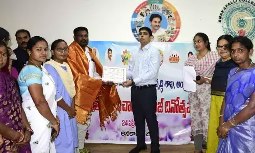 Anakapalli: Collector P Ravi Subhash said Work hard for development of villages, sarpanches