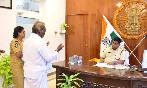 Machilipatnam: SP P Joshua assures justice to Spandana petitioners