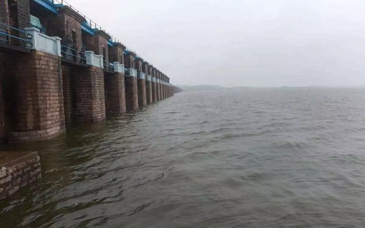 Hyderabad: State government to build 4 STPs around twin reservoirs