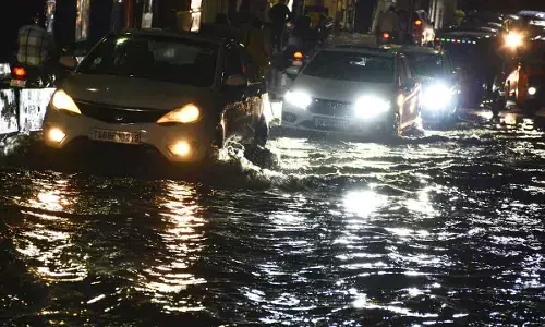Hyderabad: Heavy rains lash parts of city